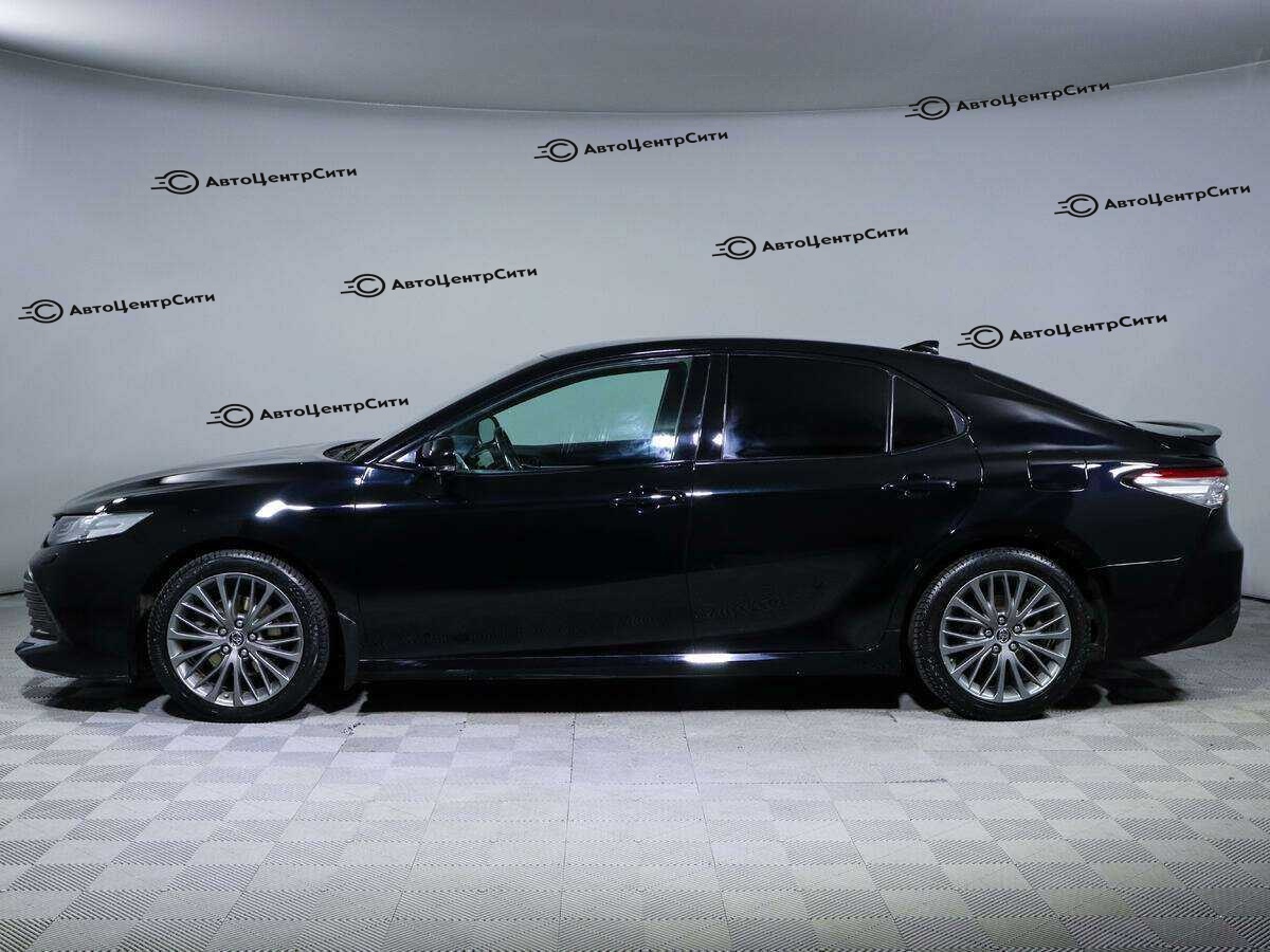 Toyota Camry с пробегом — 2018 год. Фото: #5