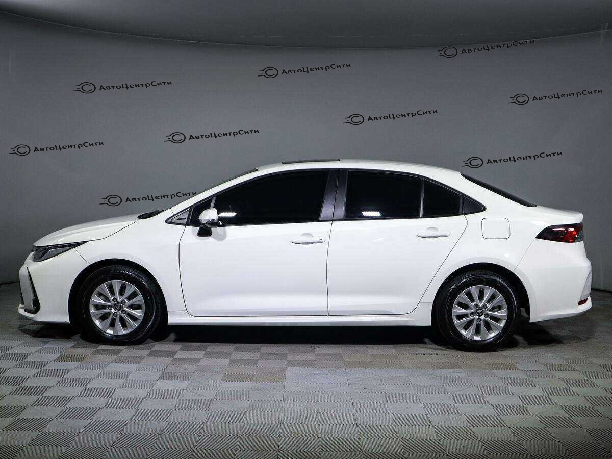 Toyota Corolla с пробегом — 2022 год. Фото: #7