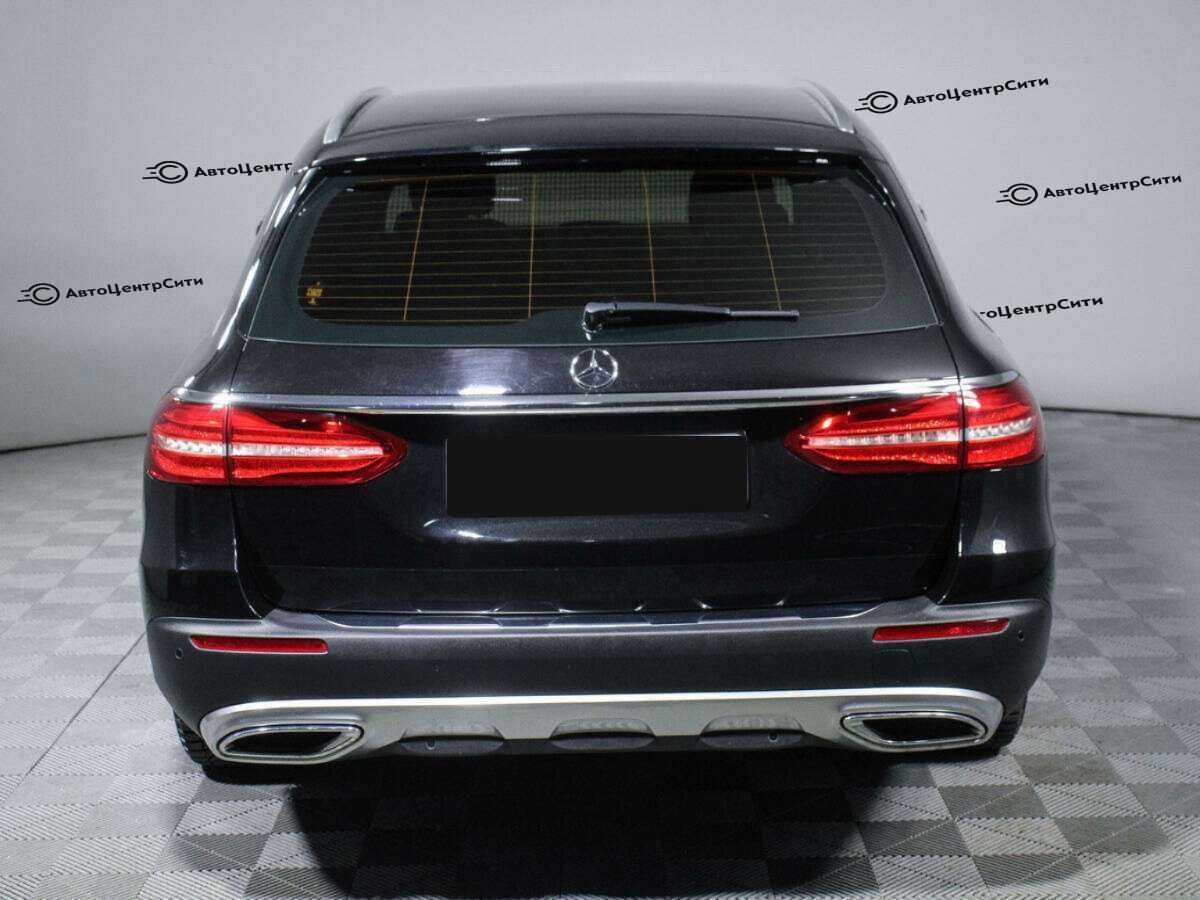 Mercedes-Benz E-Класс с пробегом — 2017 год. Фото: #4