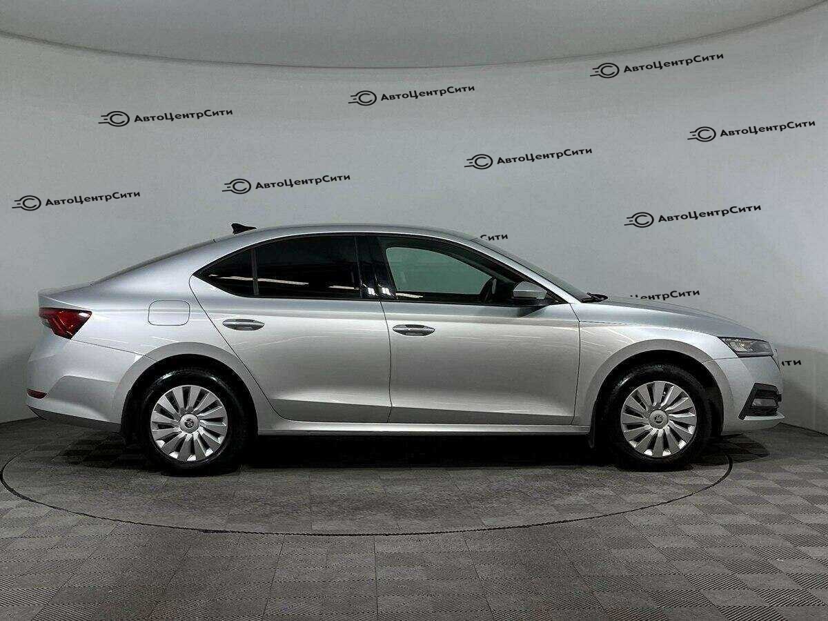 Skoda Octavia с пробегом — 2021 год. Фото: #3