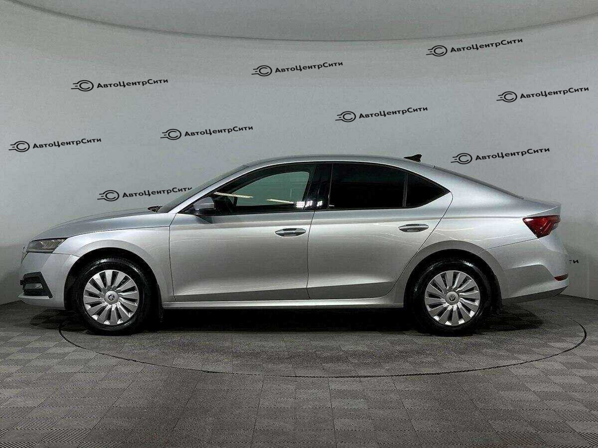 Skoda Octavia с пробегом — 2021 год. Фото: #6