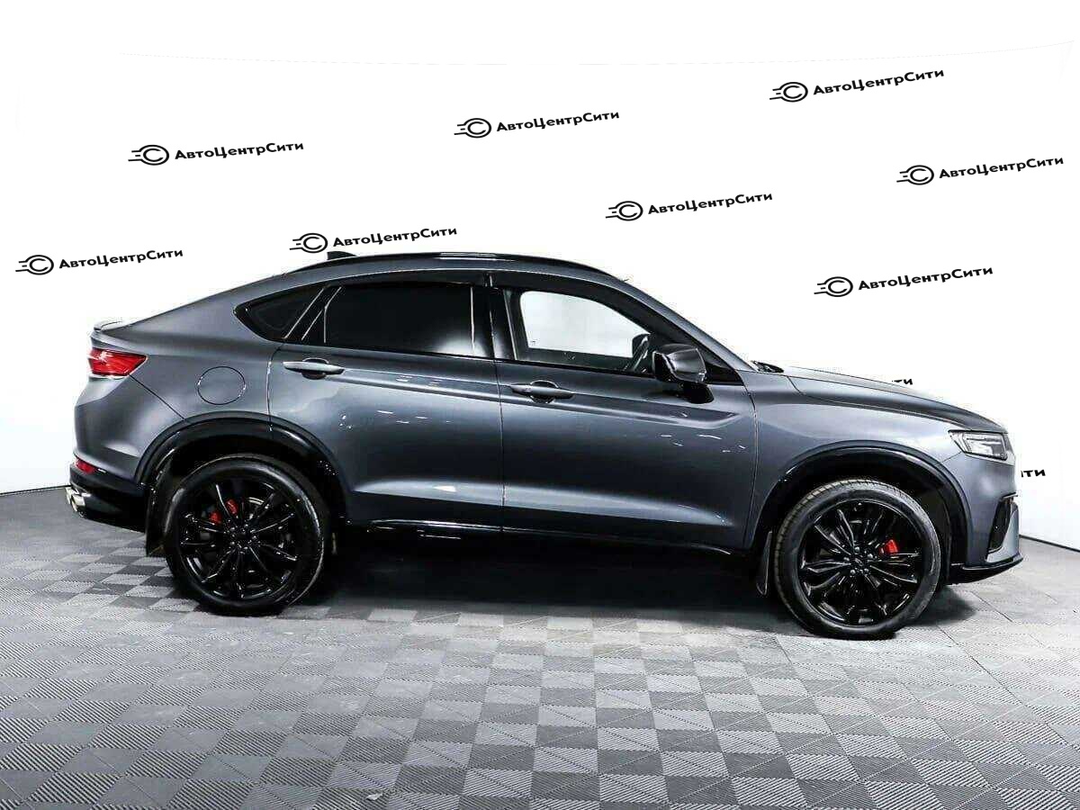 Geely Tugella с пробегом — 2023 год. Фото: #3