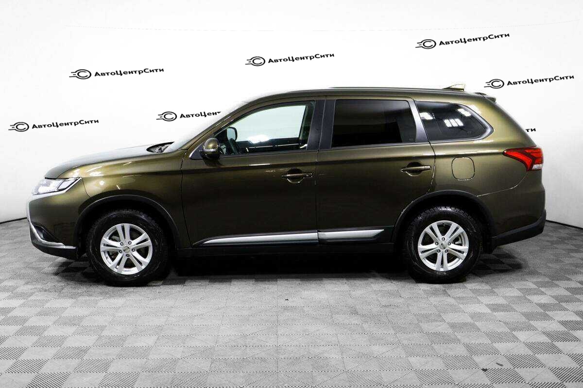 Mitsubishi Outlander с пробегом — 2020 год. Фото: #7