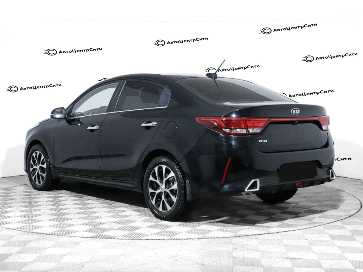Kia Rio с пробегом — 2020 год. Фото: #6