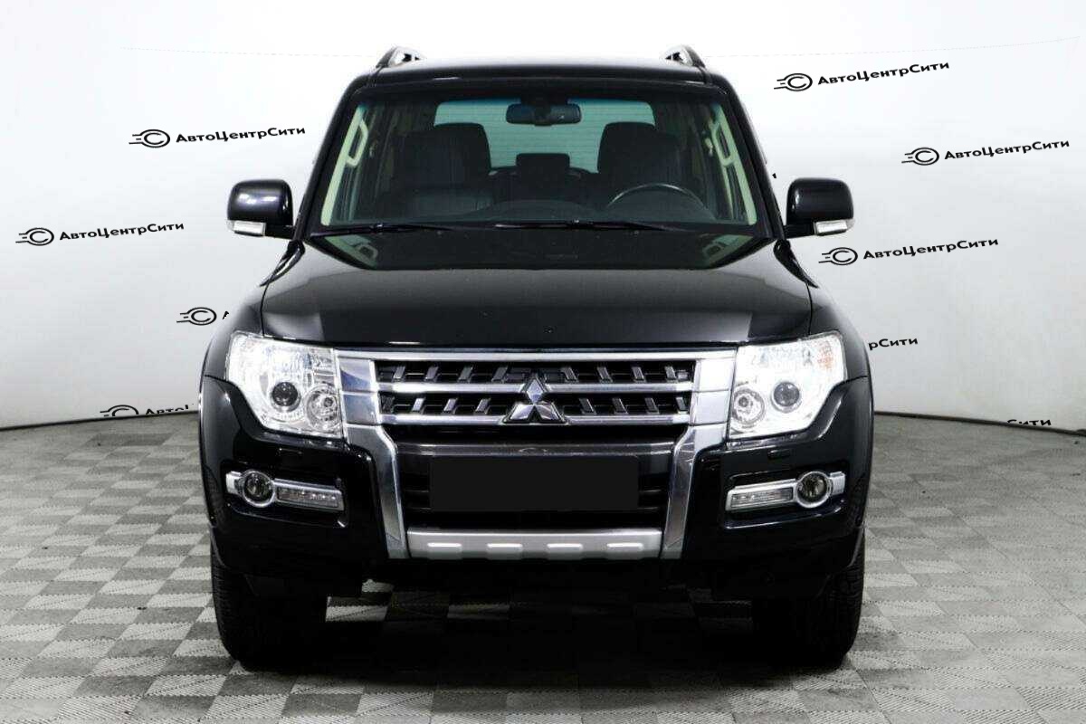 Mitsubishi Pajero с пробегом — 2018 год. Фото: #1