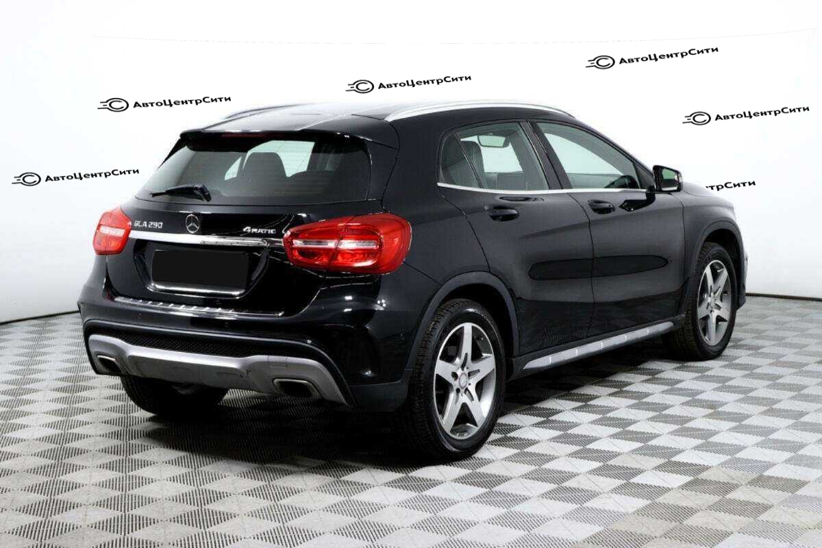 Mercedes-Benz GLA с пробегом — 2015 год. Фото: #4