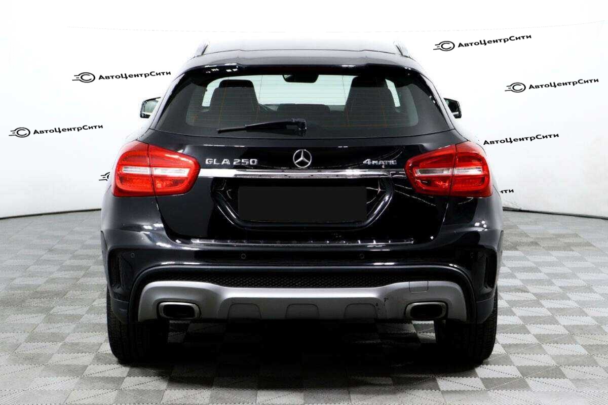 Mercedes-Benz GLA с пробегом — 2015 год. Фото: #5