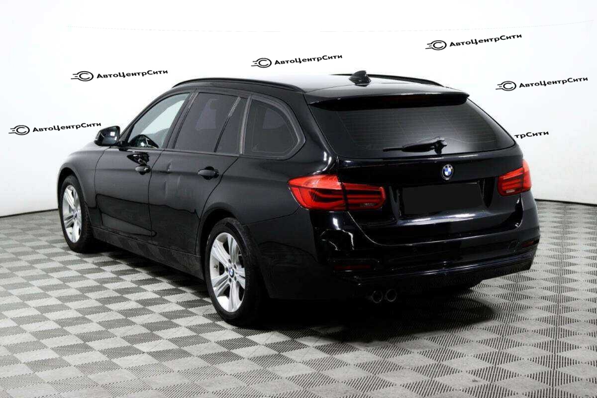 BMW 3 серии с пробегом — 2019 год. Фото: #6