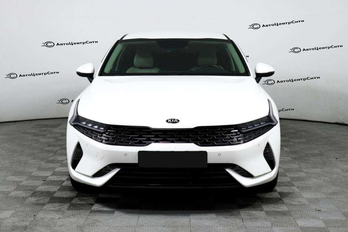 Kia K5 с пробегом — 2021 год. Фото: #1