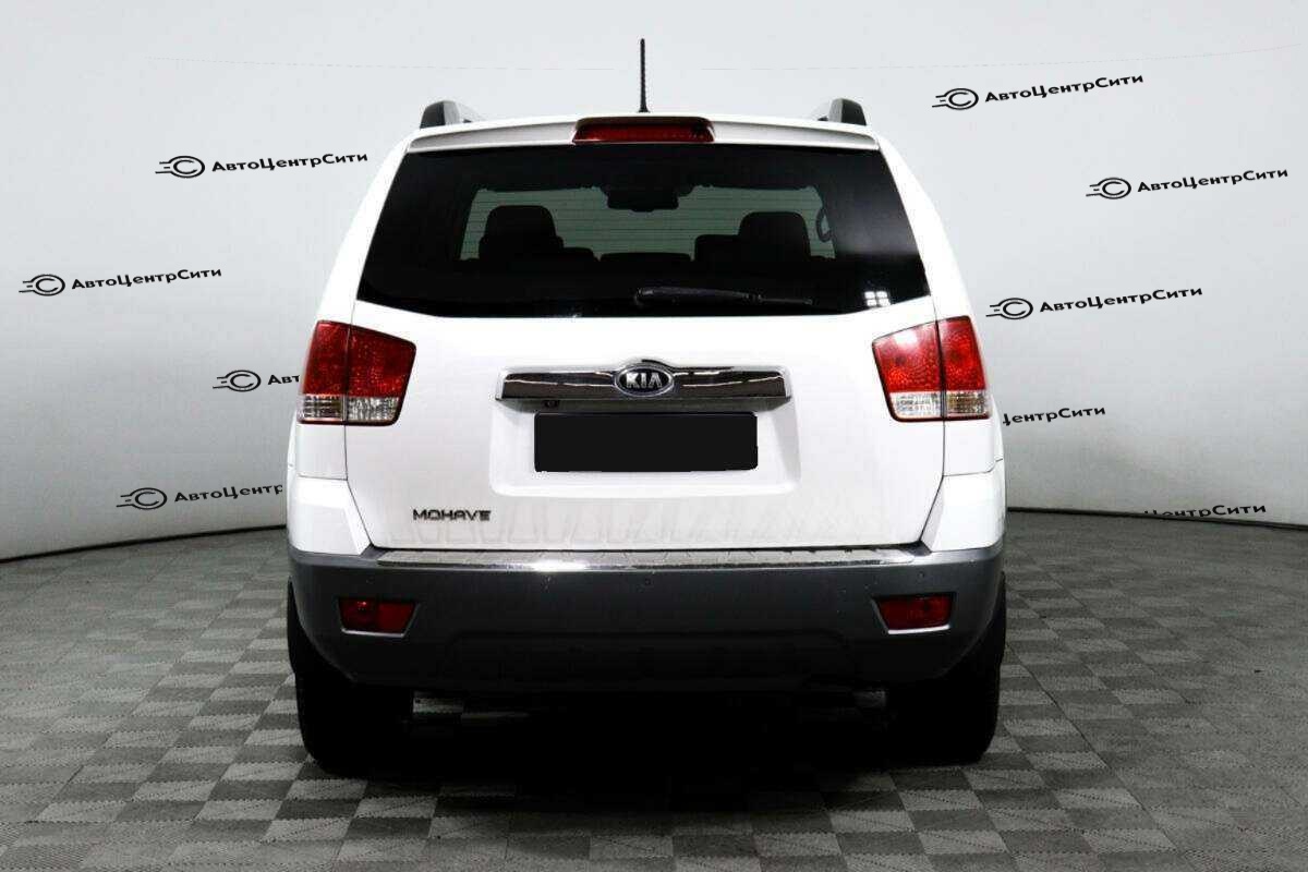 Kia Mohave с пробегом — 2016 год. Фото: #5