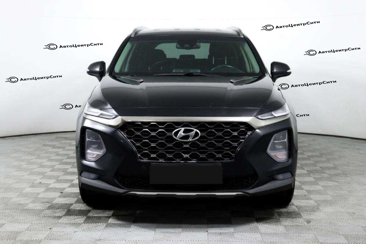 Hyundai Santa Fe с пробегом — 2019 год. Фото: #1