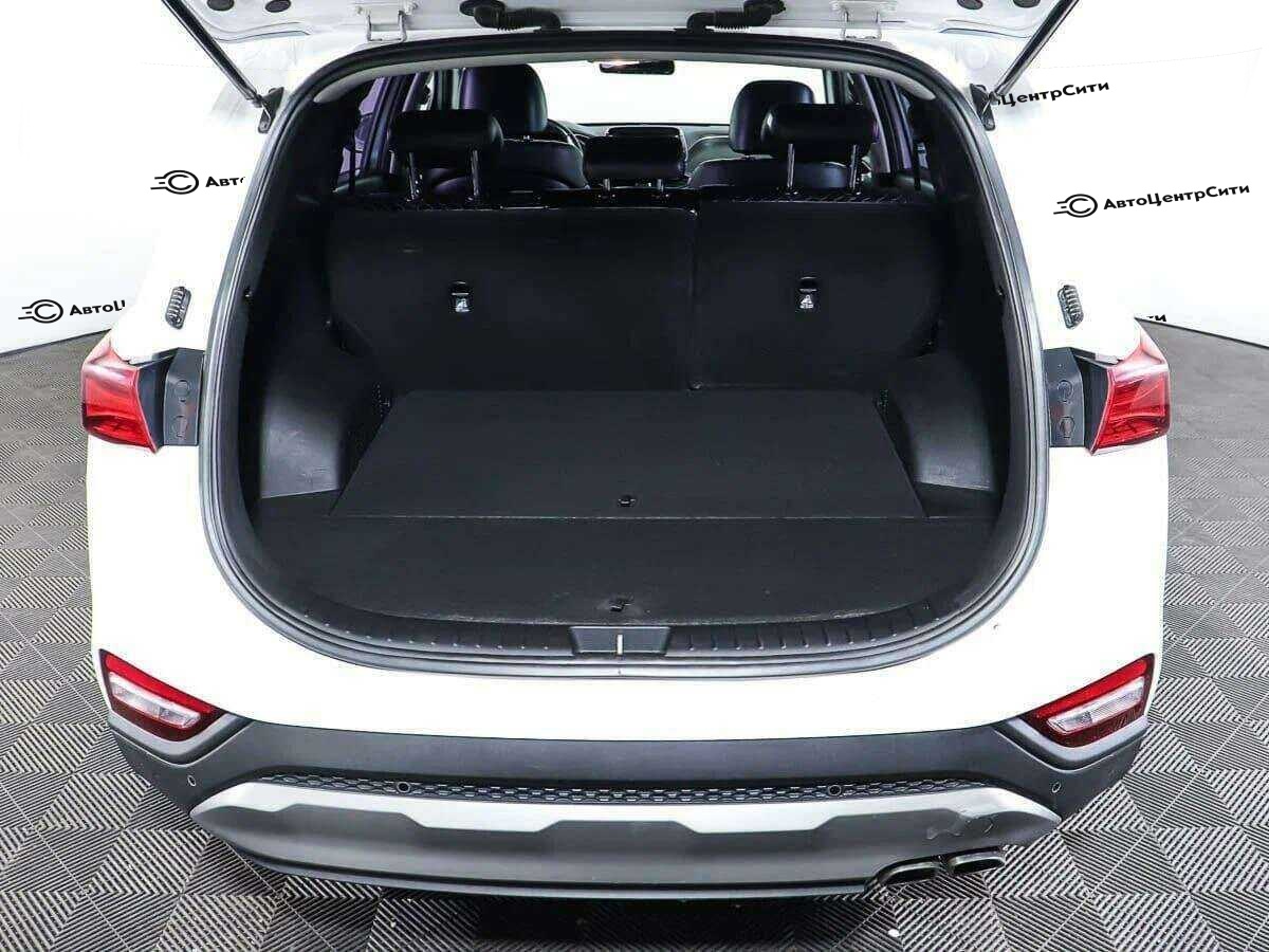 Hyundai Santa Fe с пробегом — 2018 год. Фото: #15