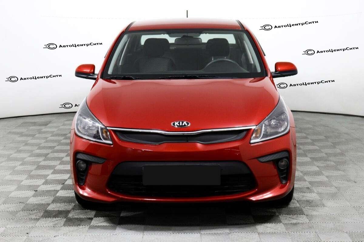 Kia Rio с пробегом — 2018 год. Фото: #1