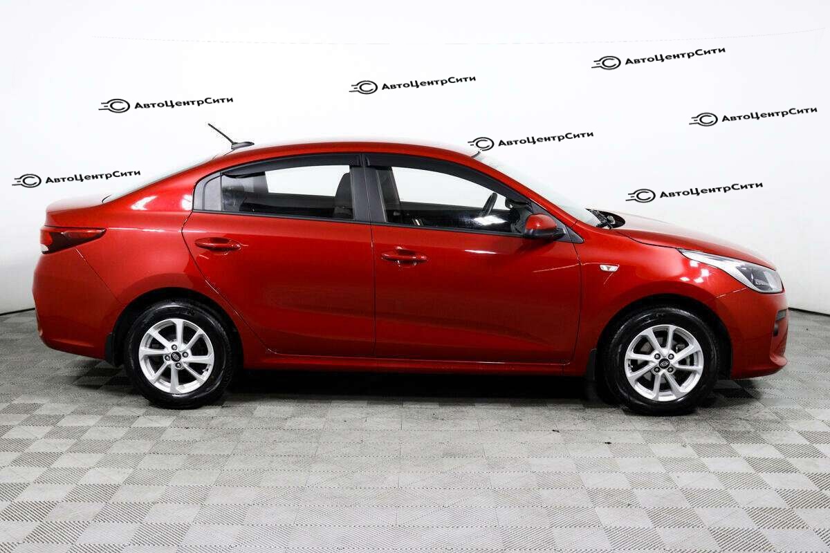 Kia Rio с пробегом — 2018 год. Фото: #3