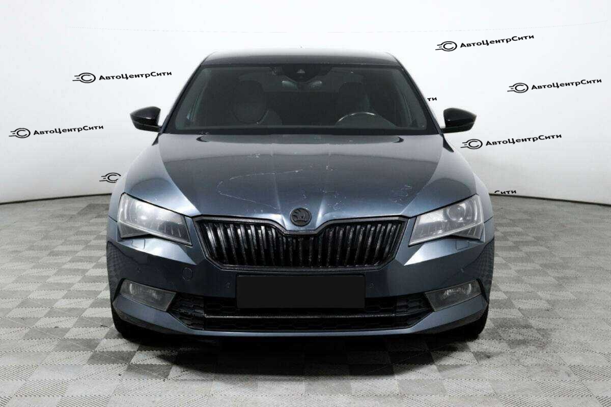 Skoda Superb с пробегом — 2017 год. Фото: #1