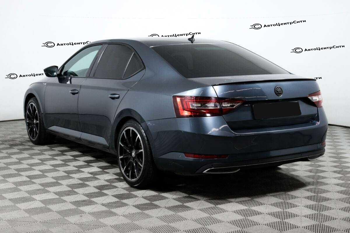Skoda Superb с пробегом — 2017 год. Фото: #6