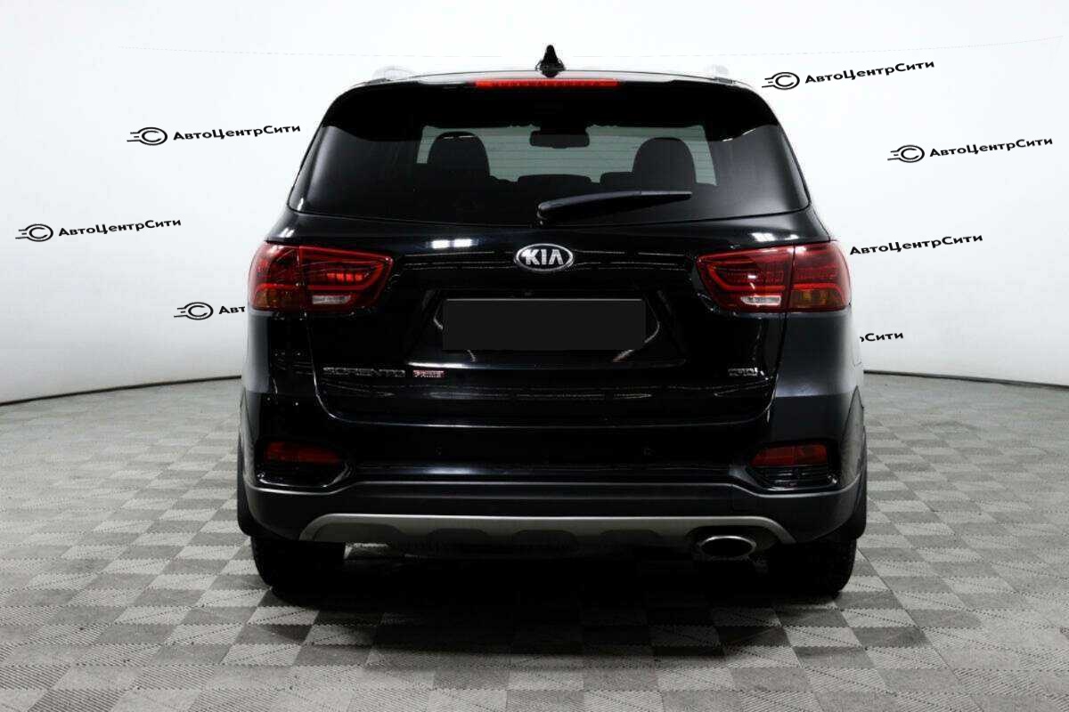 Kia Sorento с пробегом — 2018 год. Фото: #5