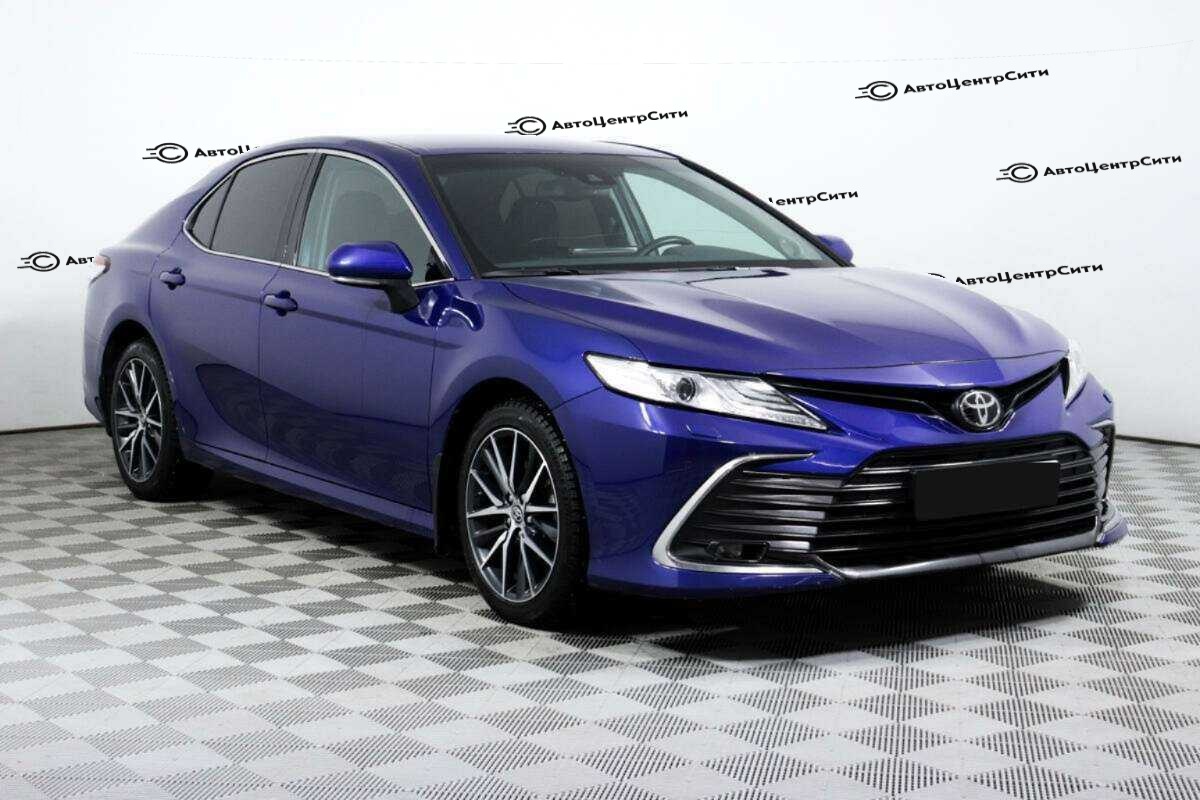 Toyota Camry с пробегом — 2021 год. Фото: #2