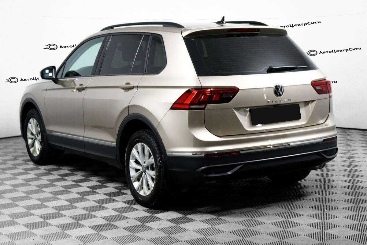 Volkswagen Tiguan с пробегом — 2021 год. Фото: #6