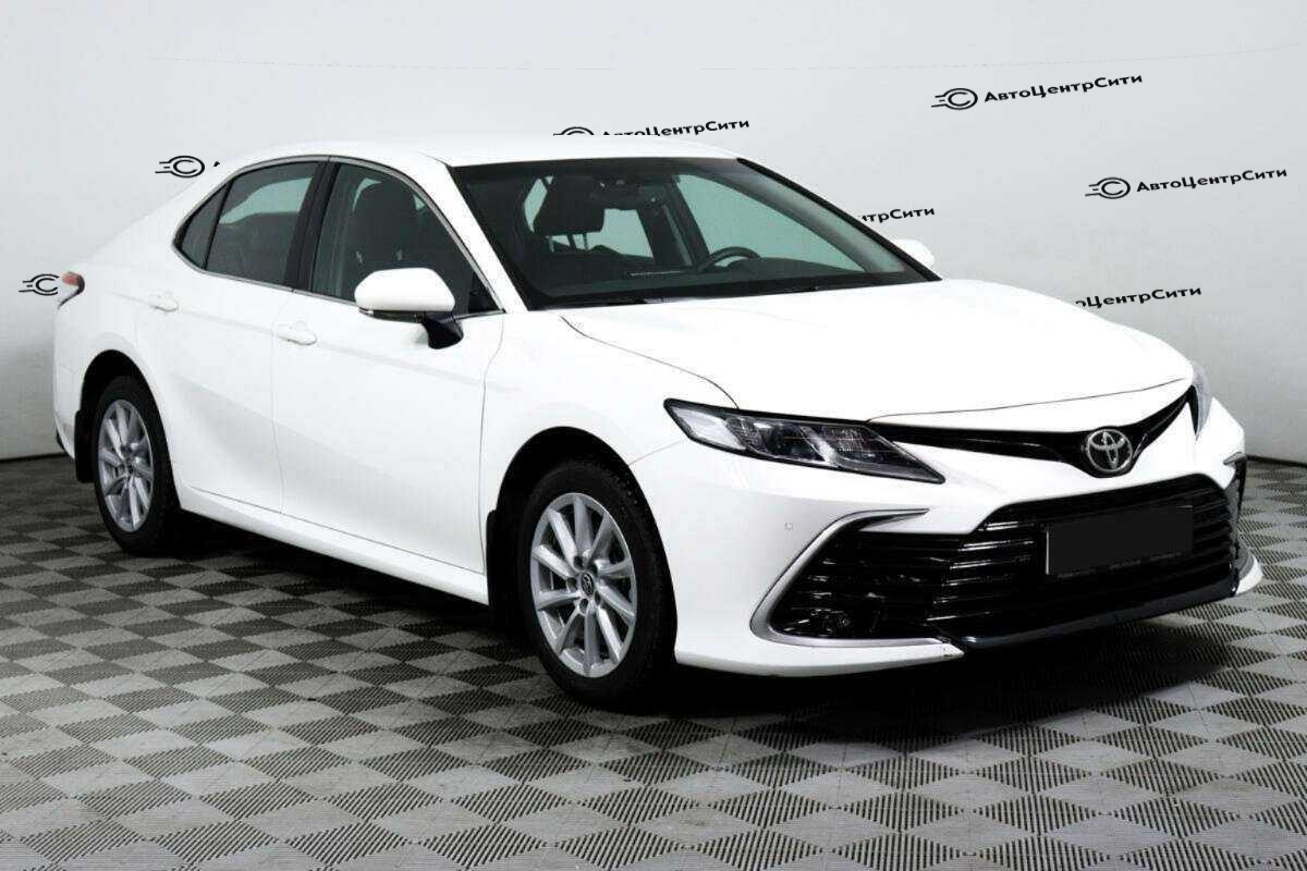 Toyota Camry с пробегом — 2021 год. Фото: #2