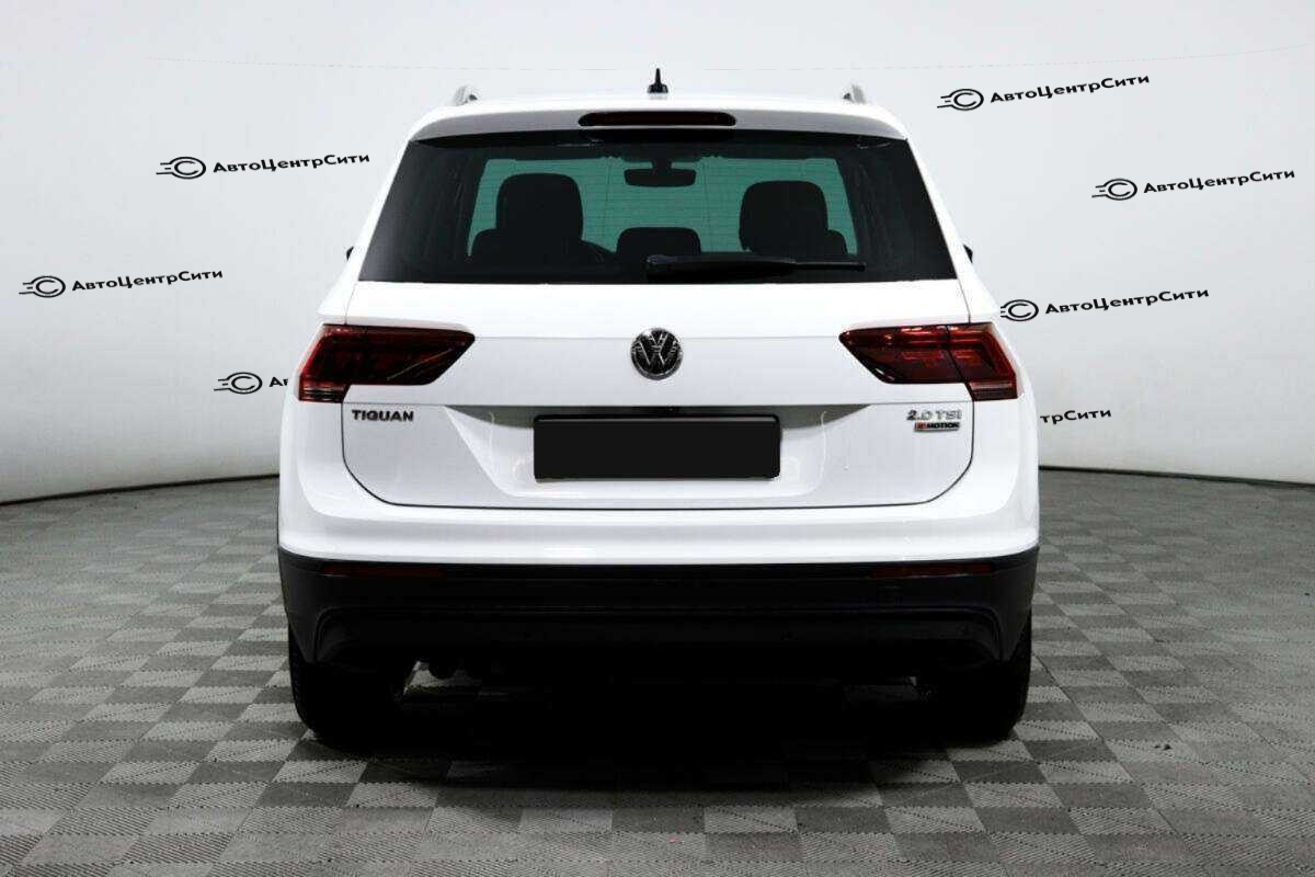 Volkswagen Tiguan с пробегом — 2018 год. Фото: #4
