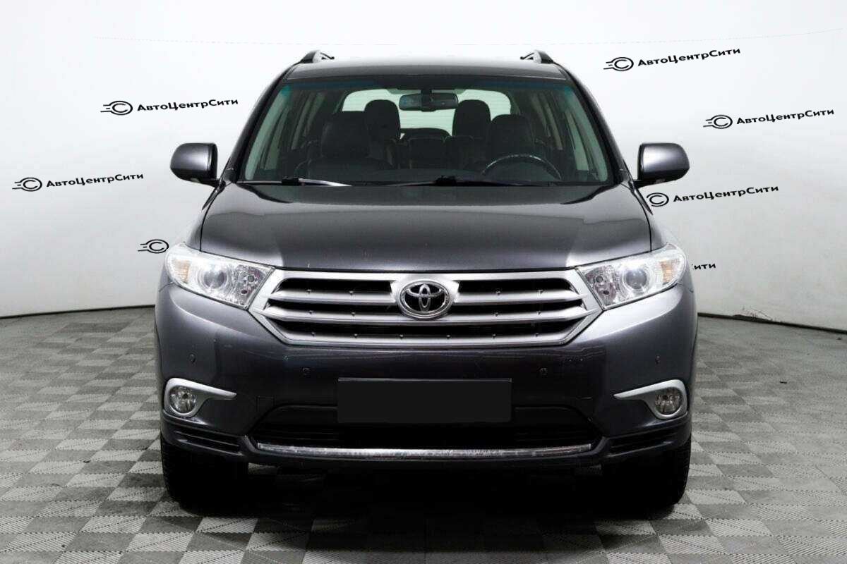 Toyota Highlander с пробегом — 2012 год. Фото: #1