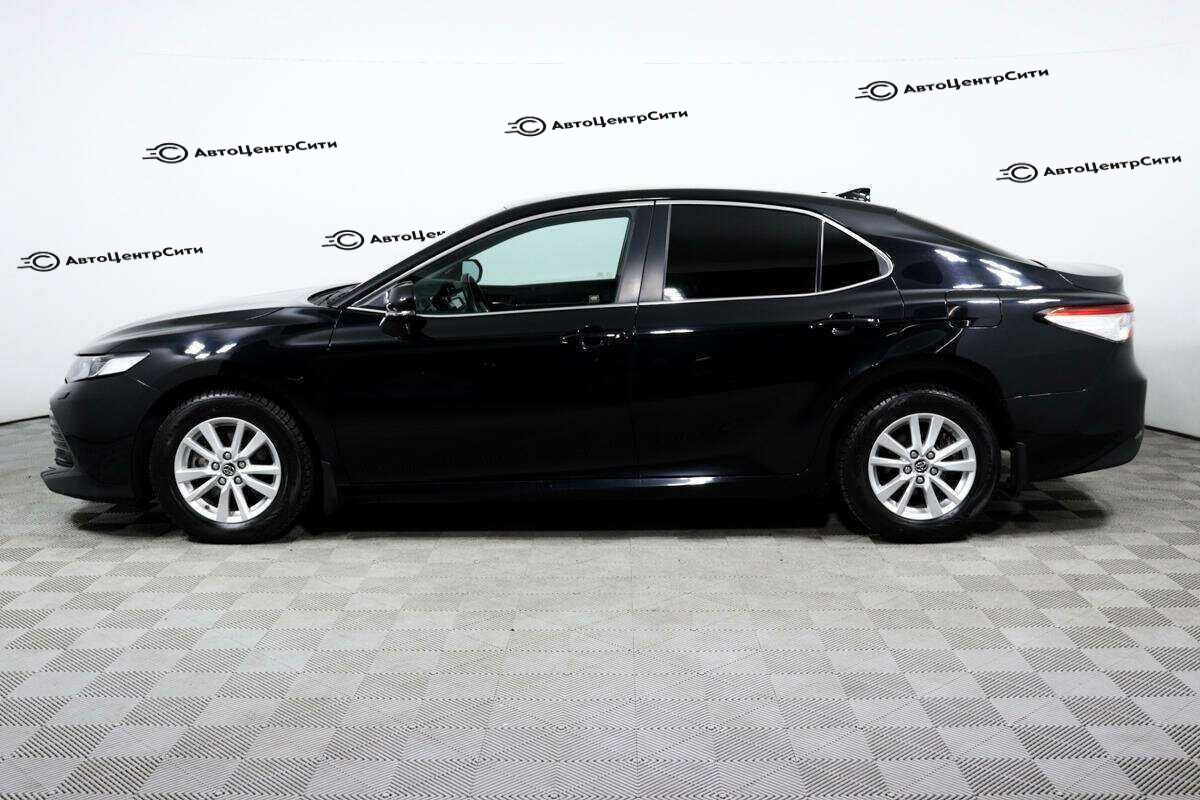 Toyota Camry с пробегом — 2019 год. Фото: #6