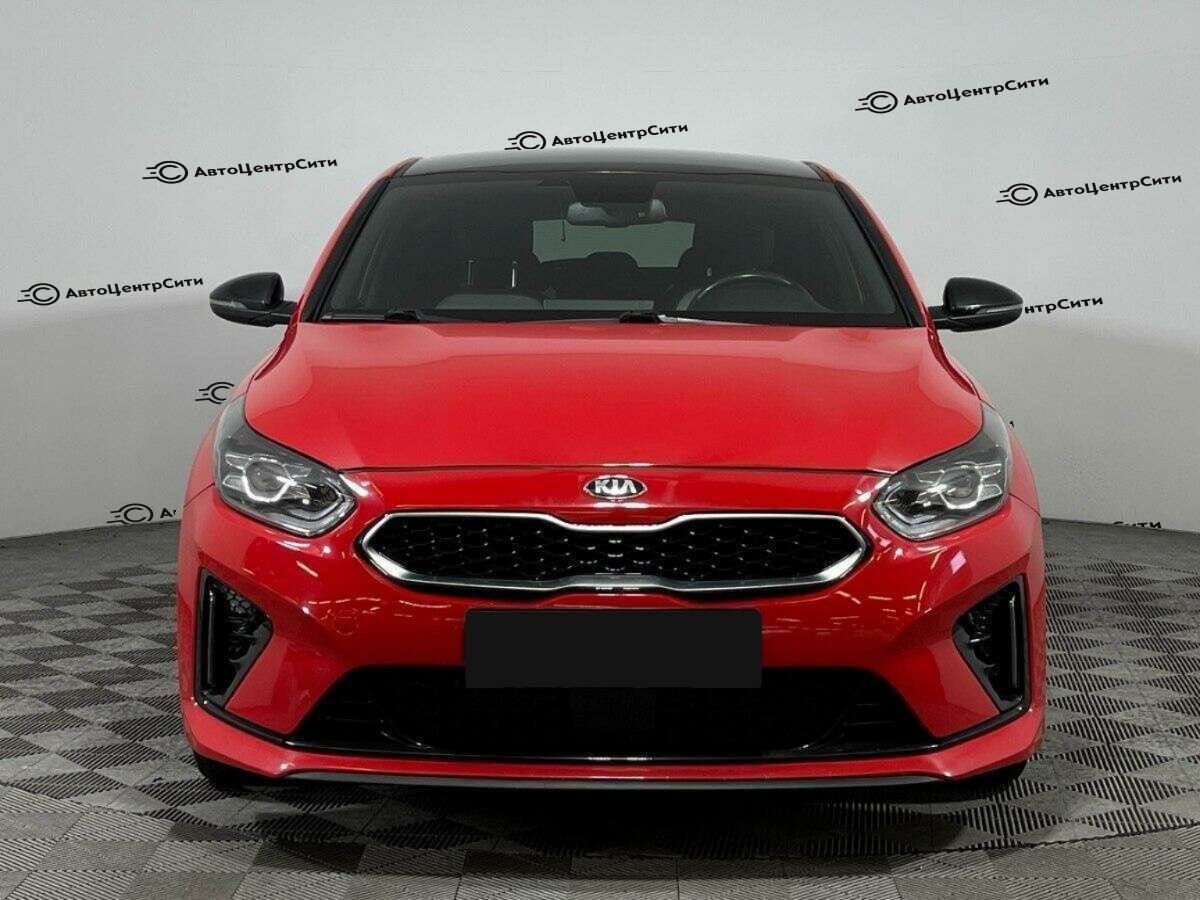 Kia Proceed с пробегом — 2020 год. Фото: #1