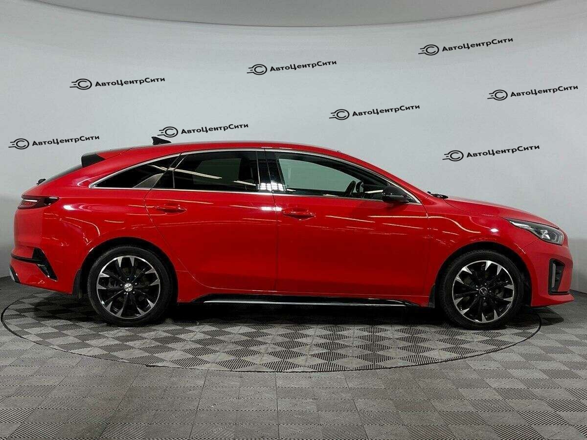 Kia Proceed с пробегом — 2020 год. Фото: #3