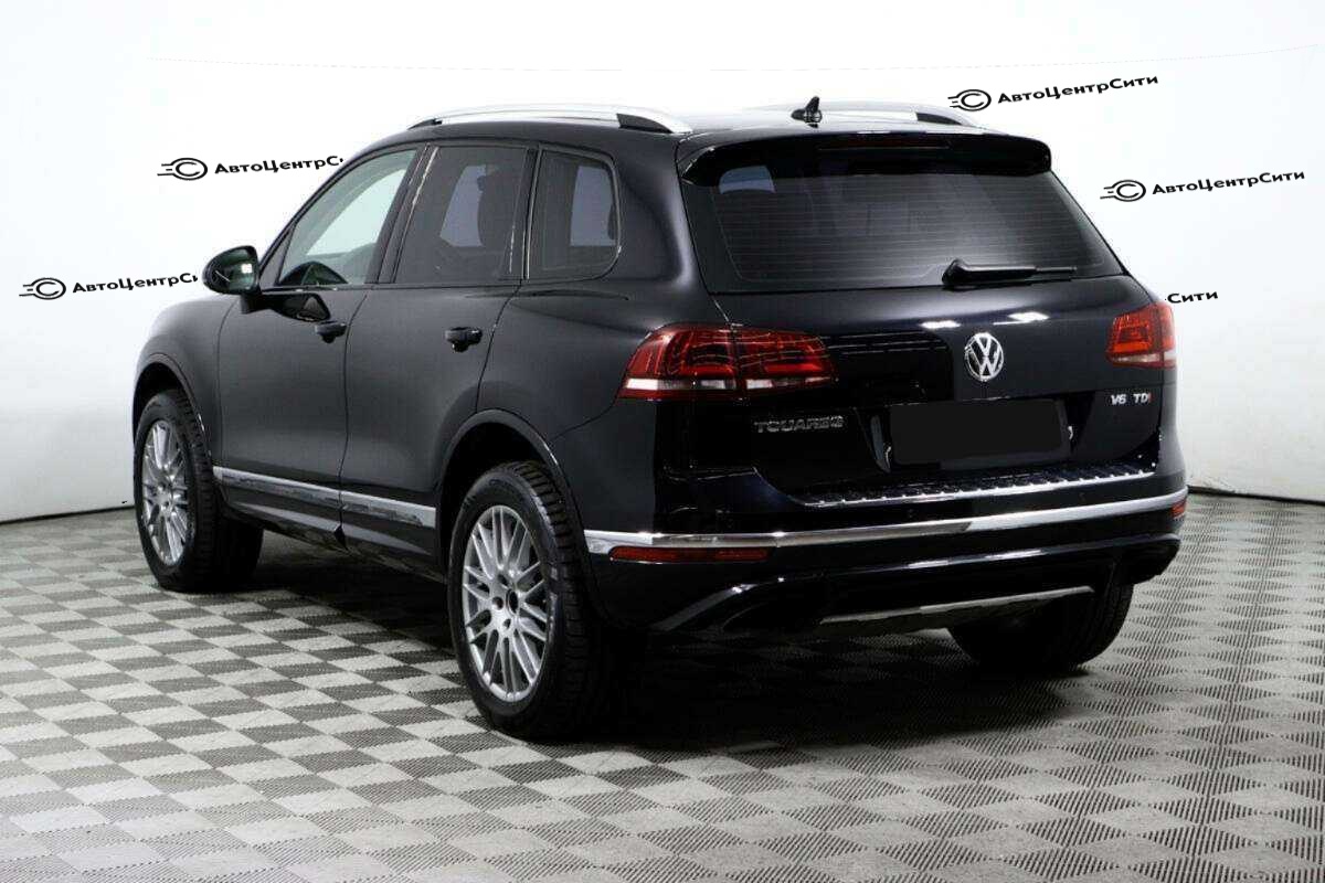 Volkswagen Touareg с пробегом — 2016 год. Фото: #6