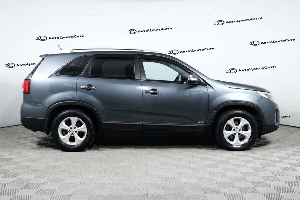 Kia Sorento с пробегом — 2013 год. Фото: #3