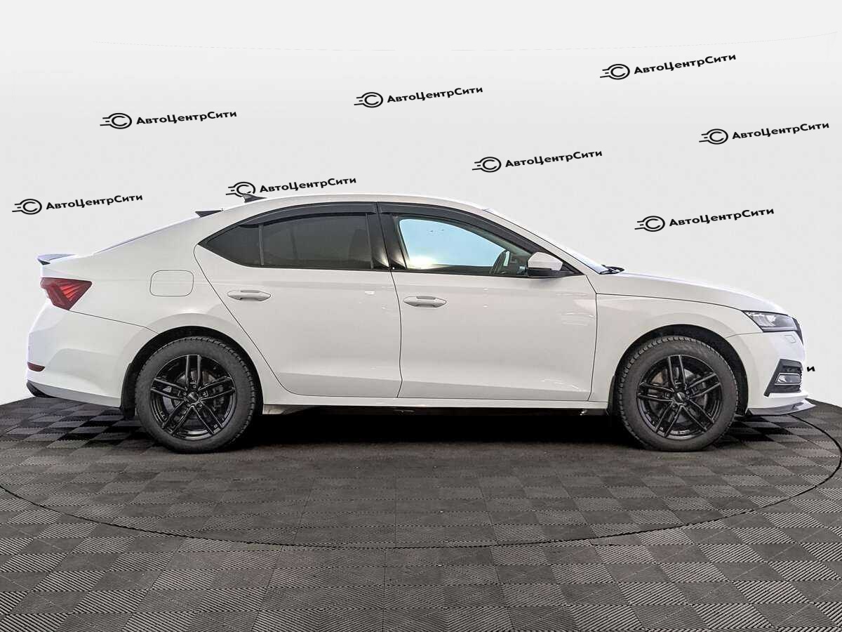 Skoda Octavia с пробегом — 2021 год. Фото: #3