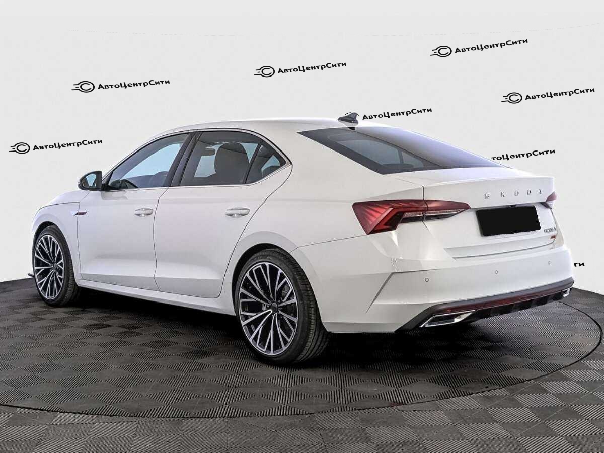 Skoda Octavia с пробегом — 2023 год. Фото: #5