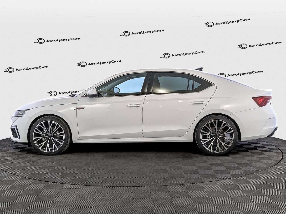 Skoda Octavia с пробегом — 2023 год. Фото: #6