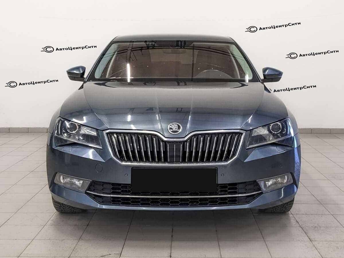 Skoda Superb с пробегом — 2017 год. Фото: #1