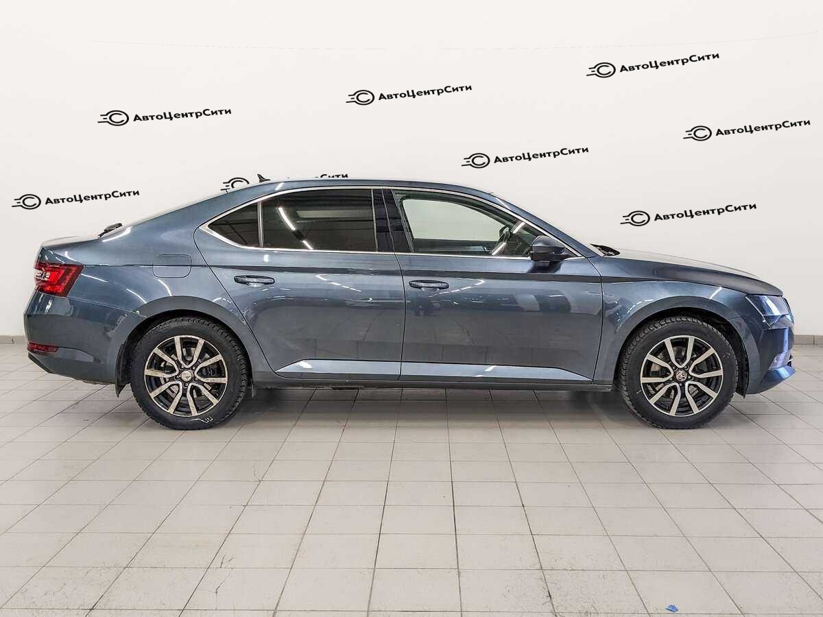 Skoda Superb с пробегом — 2017 год. Фото: #3