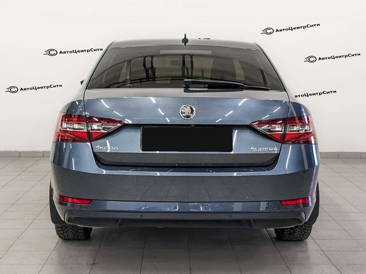 Skoda Superb с пробегом — 2017 год. Фото: #5