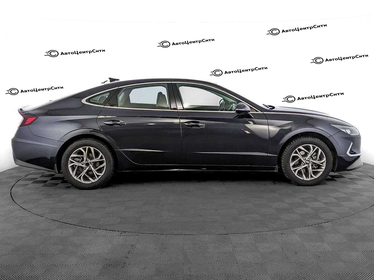Hyundai Sonata с пробегом — 2021 год. Фото: #3