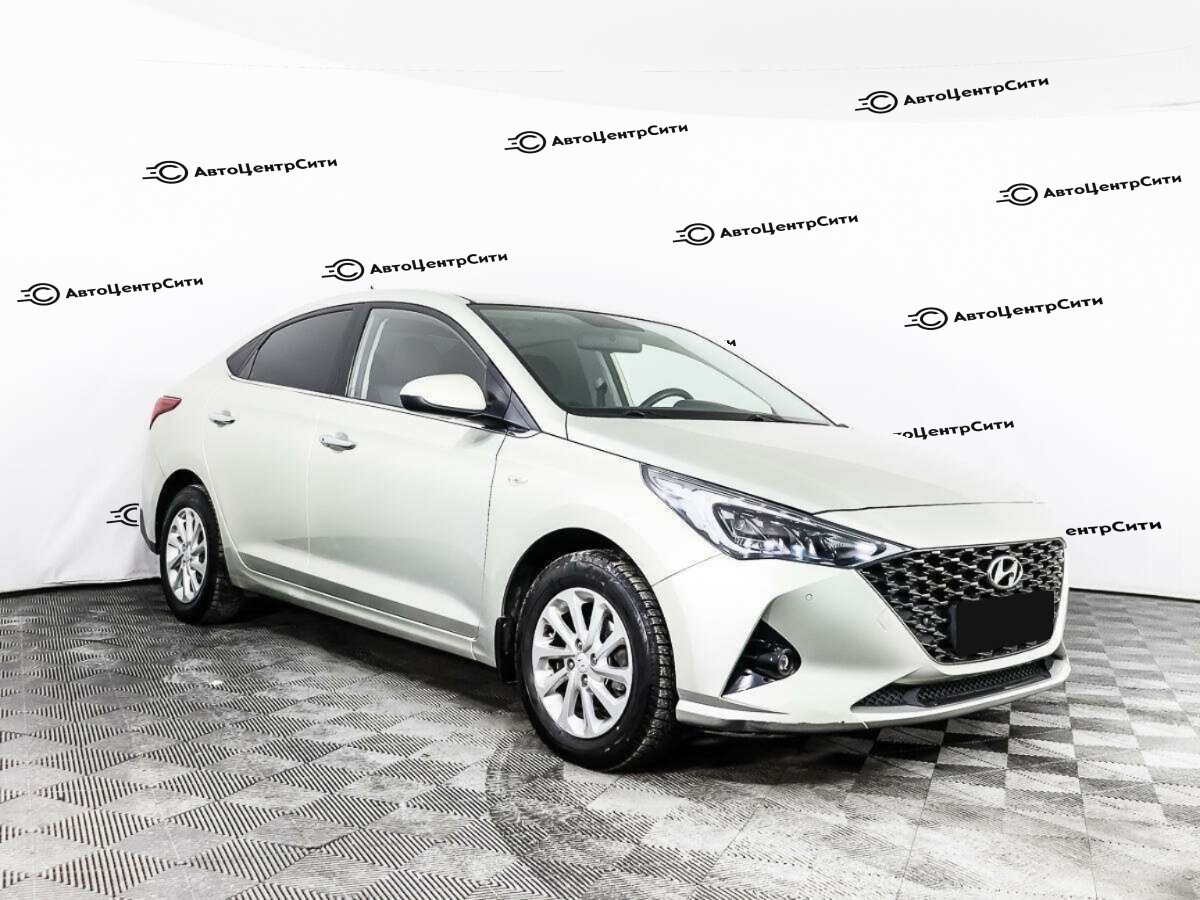 Hyundai Solaris с пробегом — 2020 год. Фото: #2