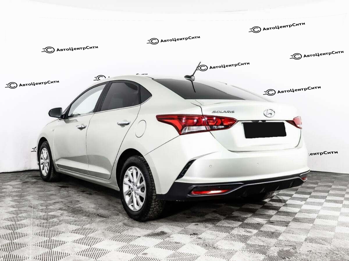 Hyundai Solaris с пробегом — 2020 год. Фото: #6