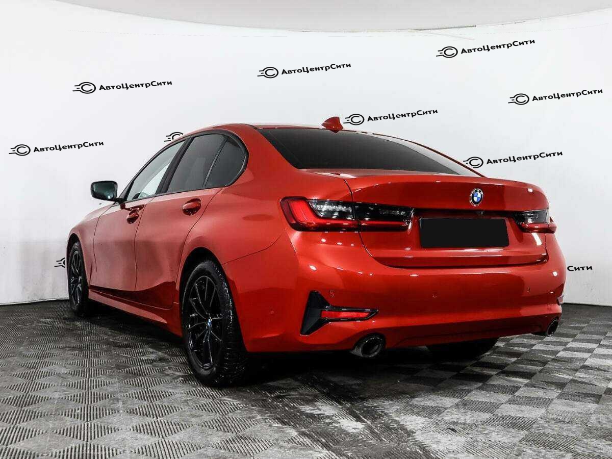 BMW 3 серии с пробегом — 2020 год. Фото: #6