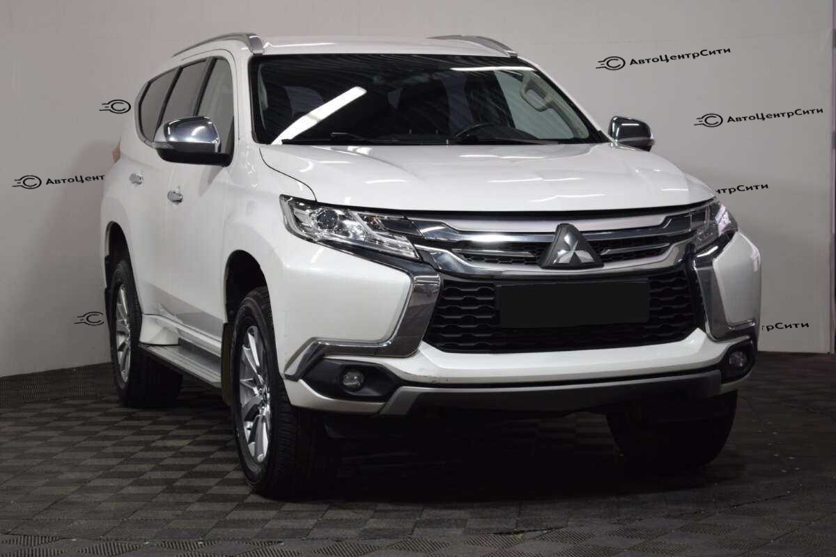 Mitsubishi Pajero Sport с пробегом — 2019 год. Фото: #2