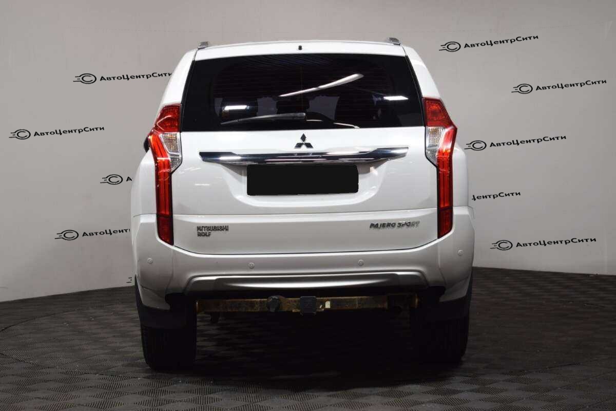 Mitsubishi Pajero Sport с пробегом — 2019 год. Фото: #4