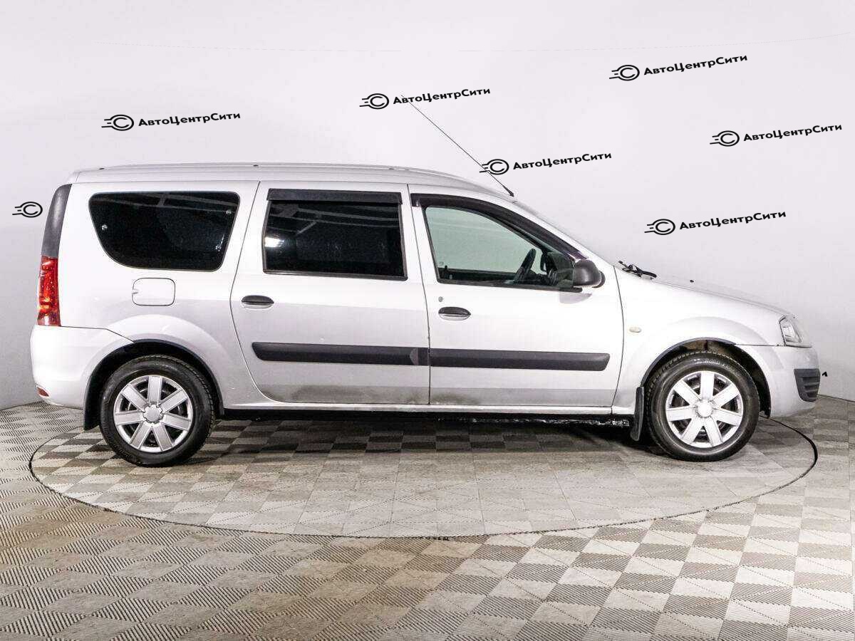 Lada (ВАЗ) Largus с пробегом — 2015 год. Фото: #3