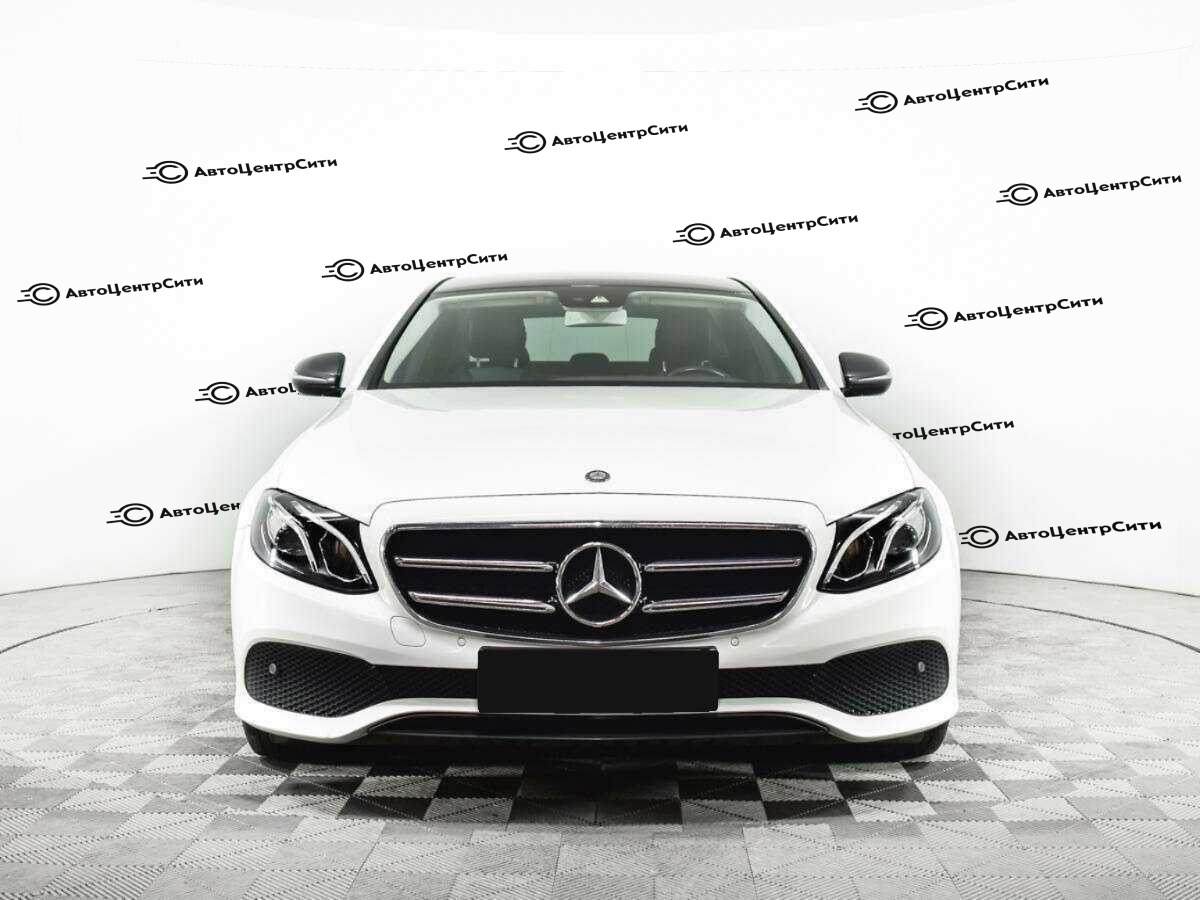 Mercedes-Benz E-Класс с пробегом — 2016 год. Фото: #1