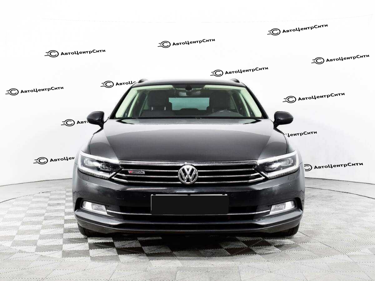 Volkswagen Passat с пробегом — 2018 год. Фото: #1