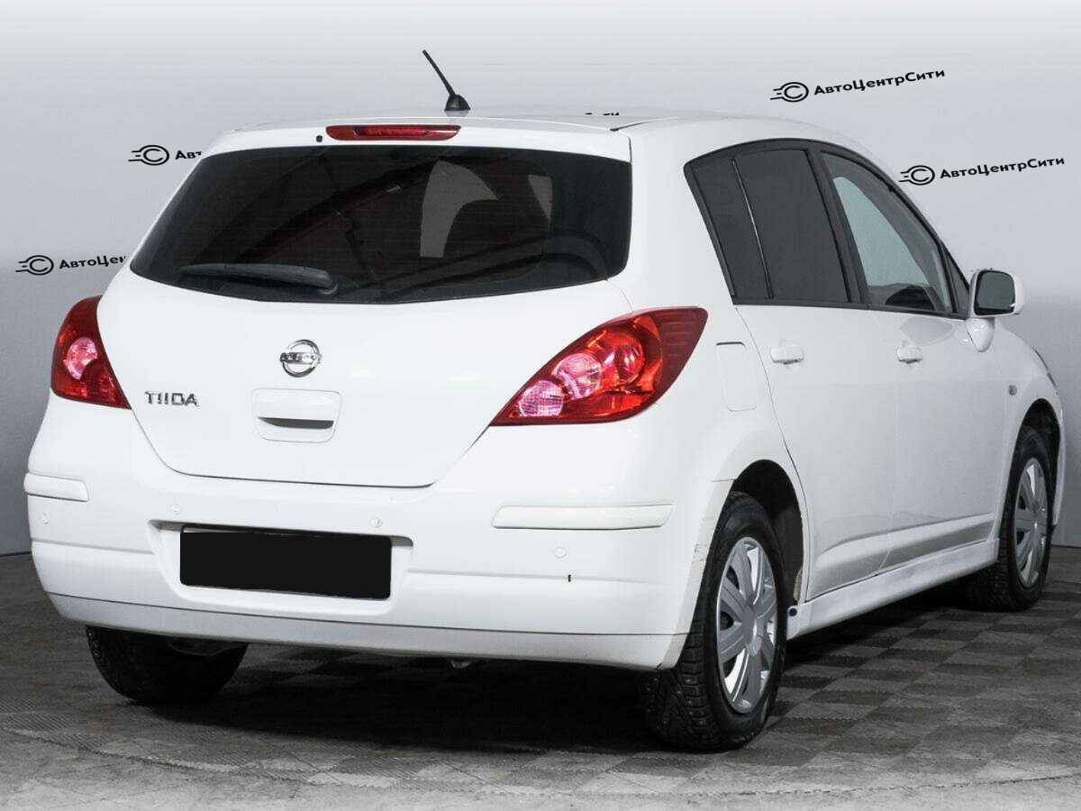 Nissan Tiida с пробегом — 2013 год. Фото: #4