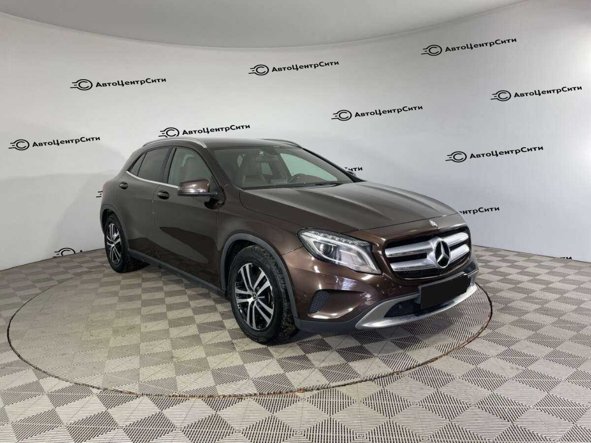 Mercedes-Benz GLA с пробегом — 2014 год. Фото: #2