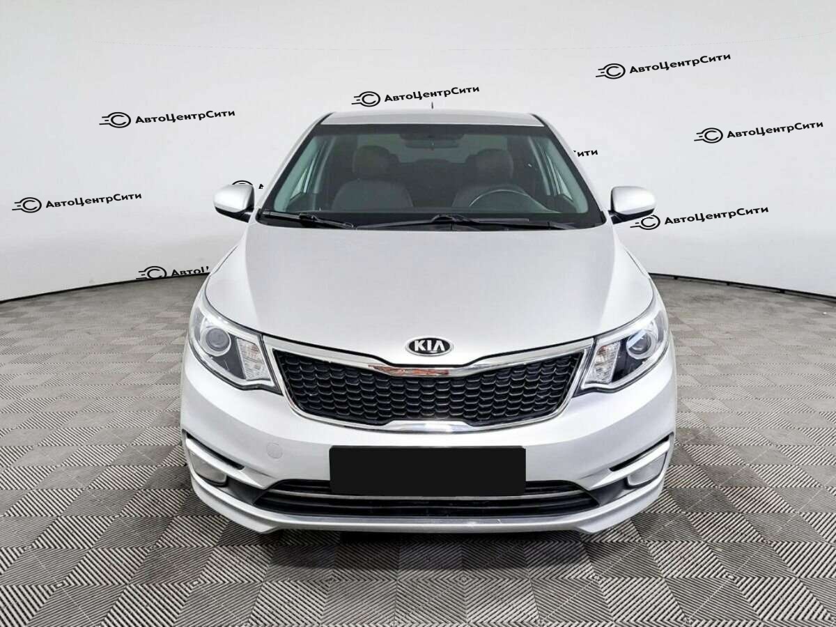 Kia Rio с пробегом — 2017 год. Фото: #1
