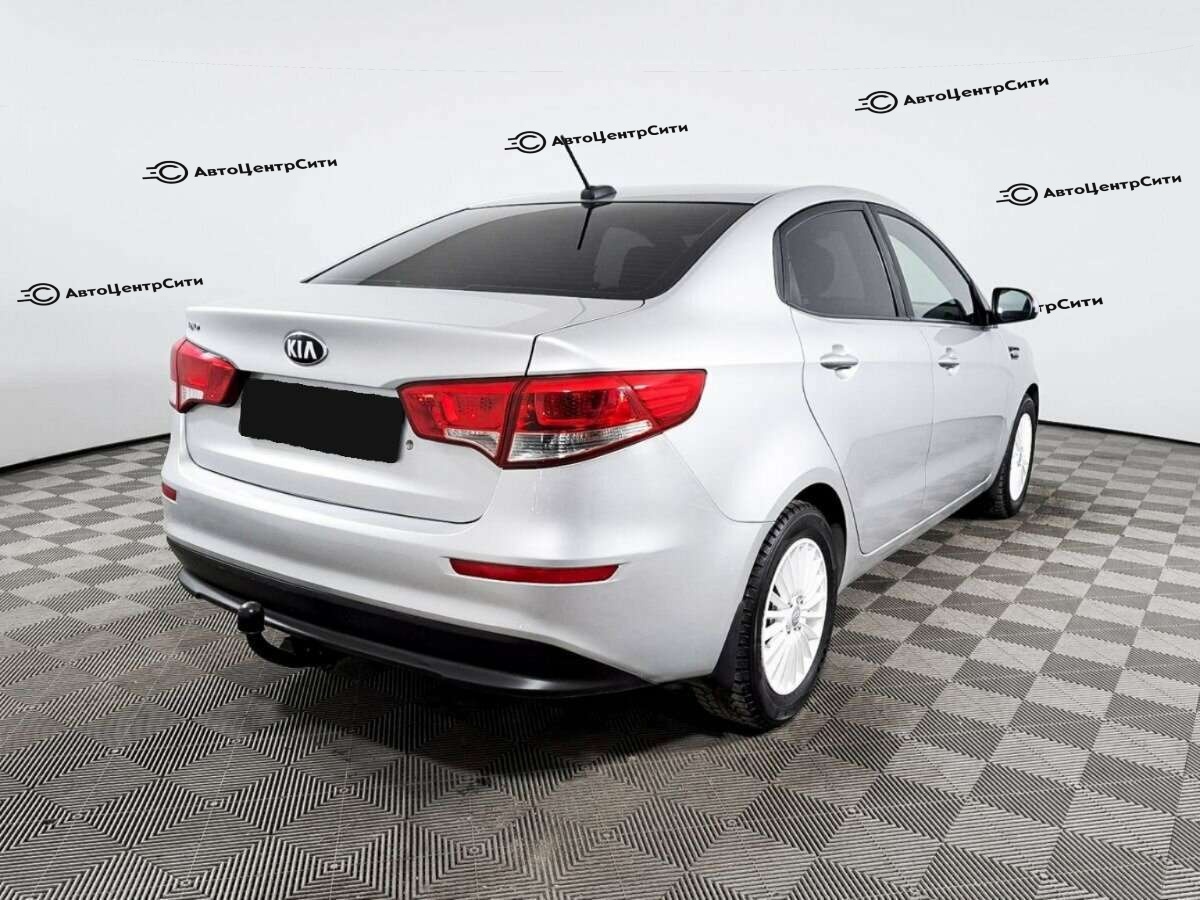 Kia Rio с пробегом — 2017 год. Фото: #3